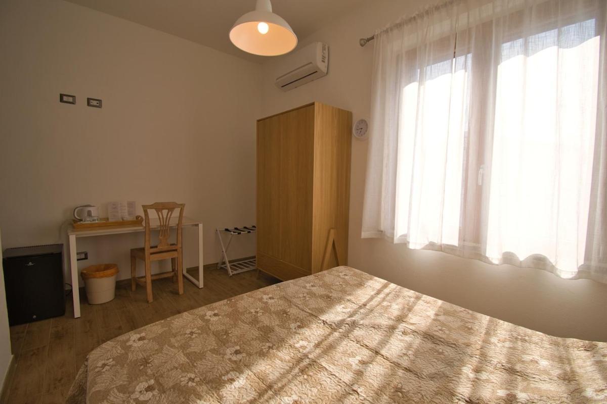 Dommu Livia Hotel Лотцорай Екстериор снимка