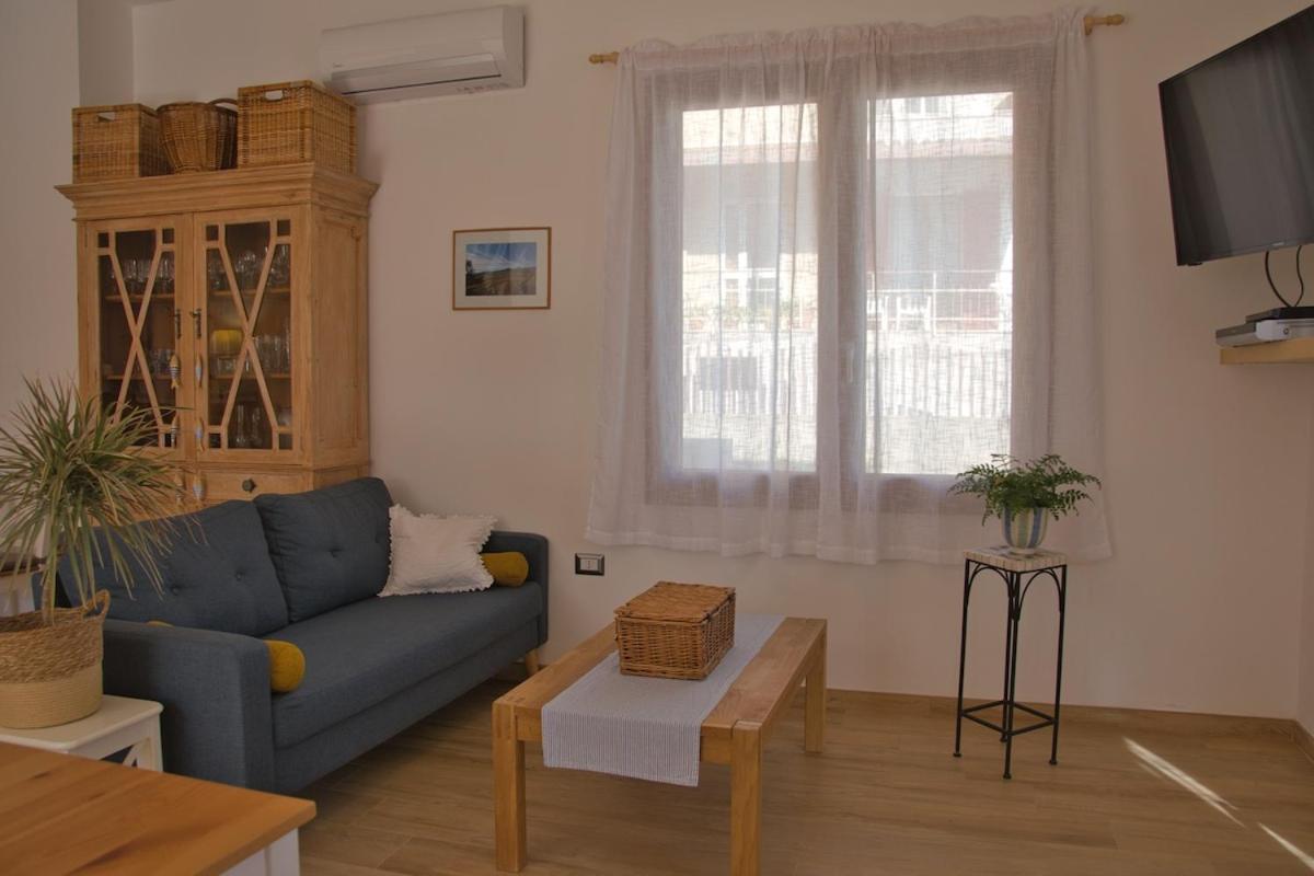 Dommu Livia Hotel Лотцорай Екстериор снимка
