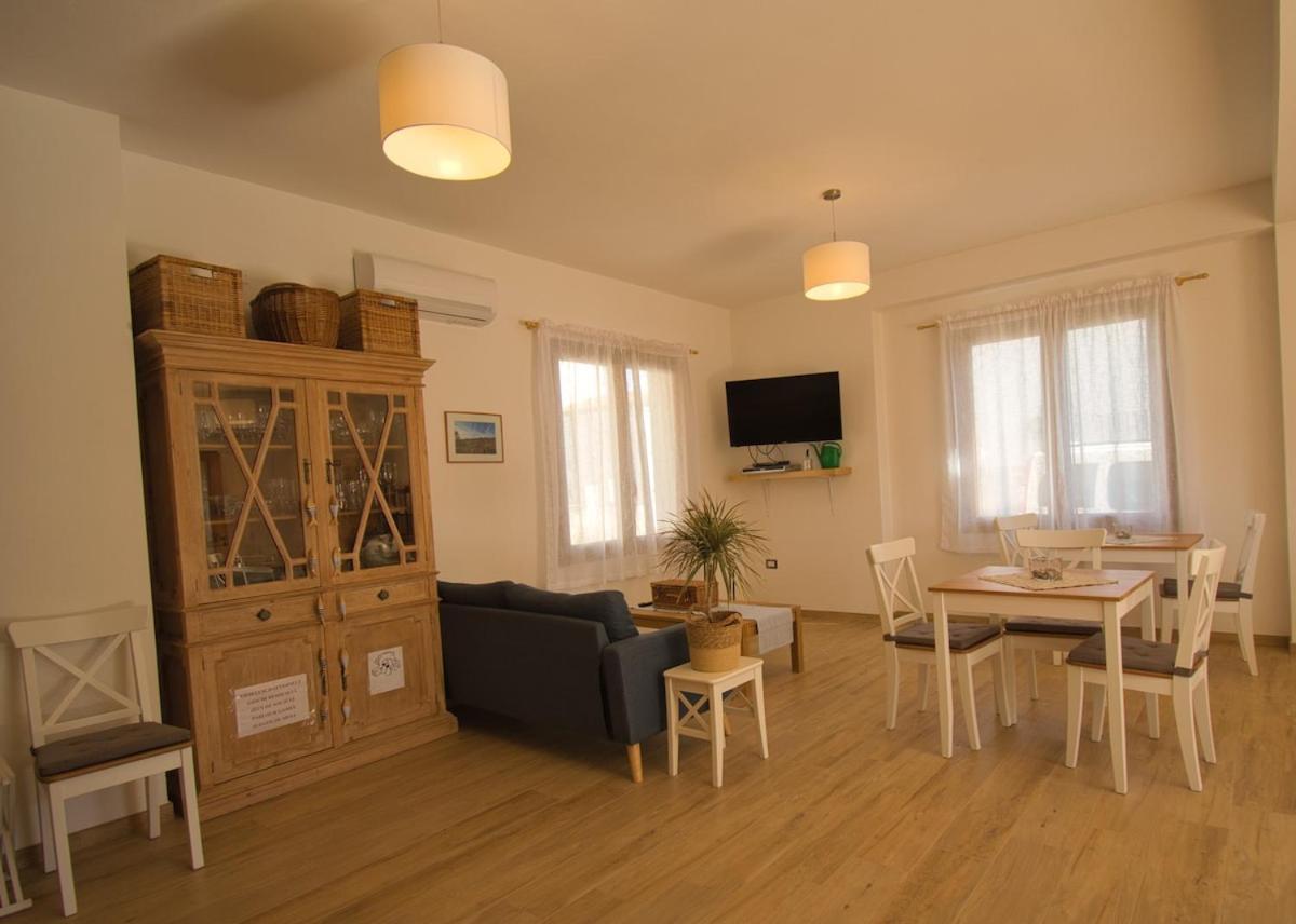 Dommu Livia Hotel Лотцорай Екстериор снимка